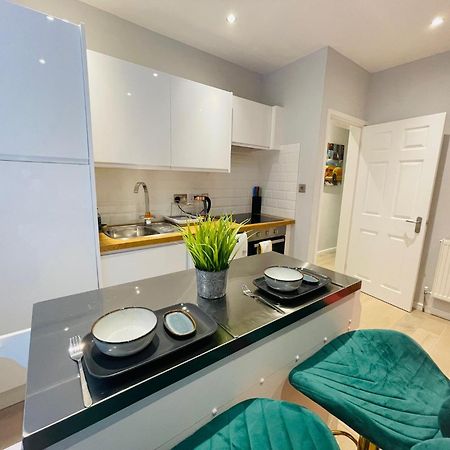 Bristol City Stays - Harbourside Apartments エクステリア 写真